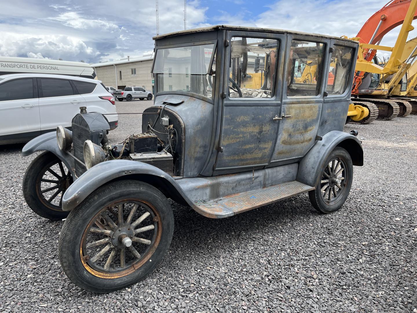 ./imagenes/INVOICE/2019/18028/Tin Lizzie (15).JPG